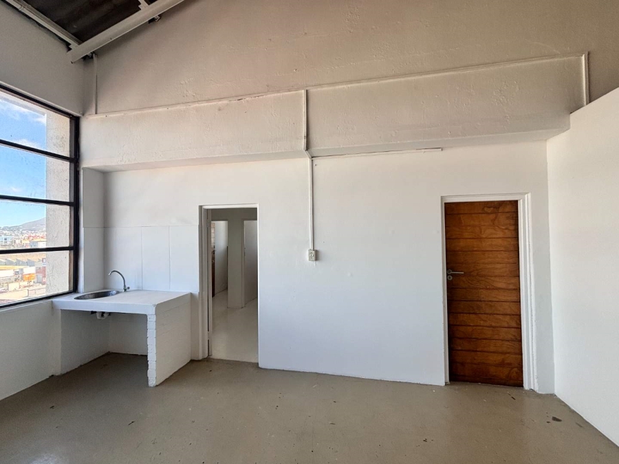 To Let commercial Property for Rent in Paarden Eiland Western Cape